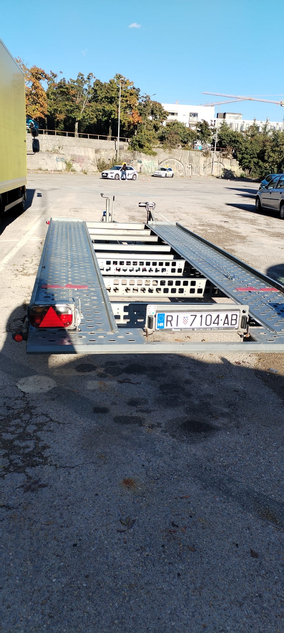 auto prikolica najam Rijeka
